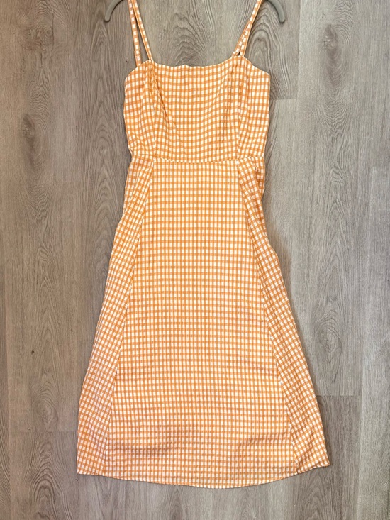 GAP Dresses & Skirts - Sleeveless Butter Yellow Gingham Midi Dress
